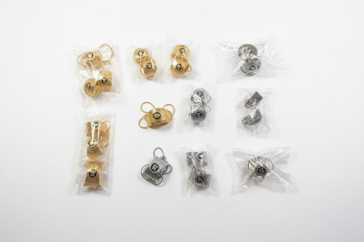 Bentix Brazilian Gold and Silver necklace and earring set with intricate jewelry design, featuring shiny gold and silver accents.